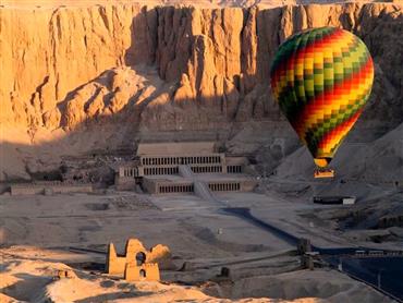 Luxor: Hot Air Balloon Ride with Full-Day Sights Tour